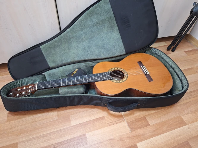 Alhambra 4P Klasik Gitar 1