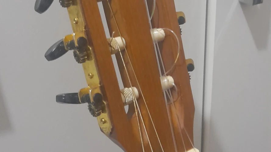 Valencia VC304CE Elektro Klasik Gitar 4