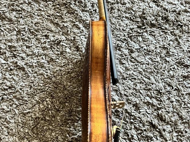 GUSETTO BAROK FORM KEMAN 8