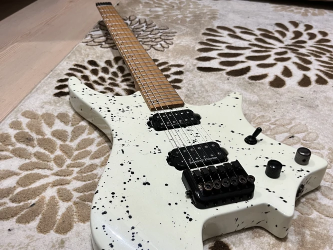 Headless Custom 6 String Elektro Gitar 2