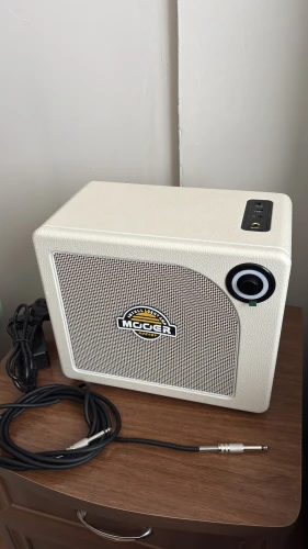 Mooer hornet DH15IWH akıllı amfi 1