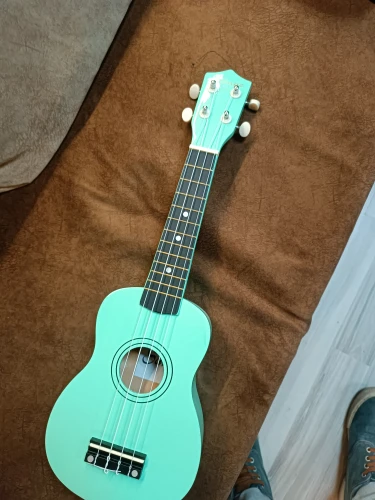Simge Ukulele - su yeşili 4