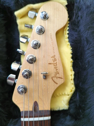 Fender Limited Edition American Longboard Stratocaster 4