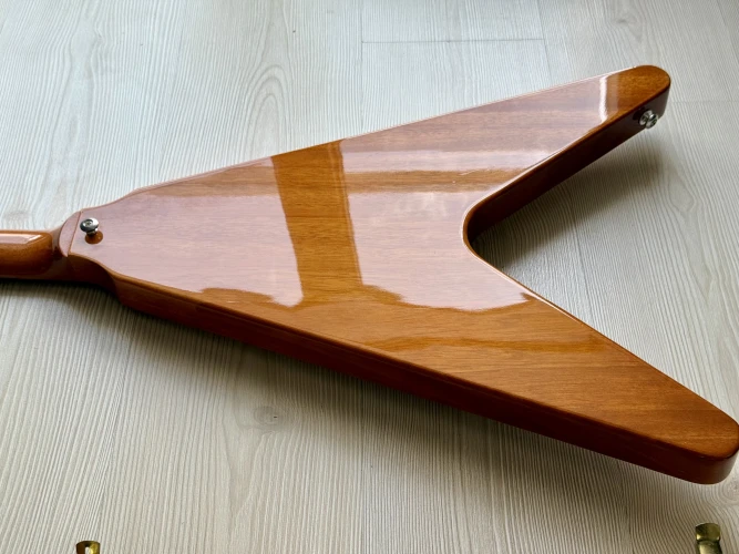 Gibson Flying V Antique Natural 9