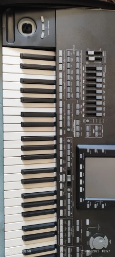 Korg PA 3x 61 tuş tertemiz 2