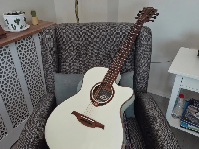 Lag T118 ASCE-IVO Elektro Akustik Gitar + Gigbag 2