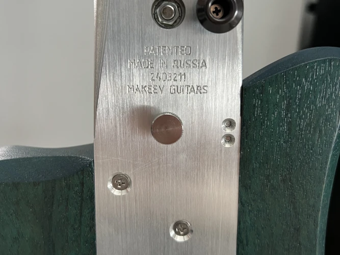 Makeev Easy Fold Custom Travel Electric Guitar 9