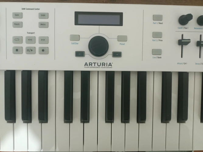 Arturia KeyLab Essential 88 ( OLR 26-26041 ) 1