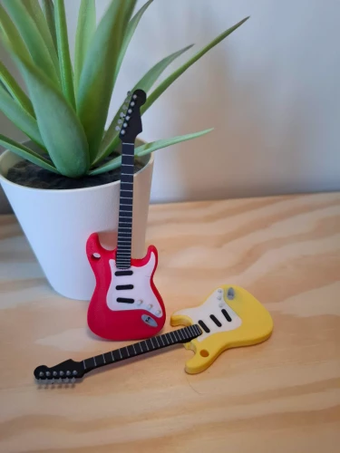 🎸 Fender Bas Gitar Anahtarlık – 2’li Set 🎸 5