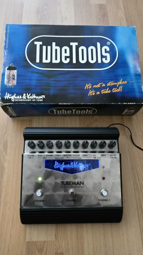 Hughes & Kettner TubeMan Tüplü Preamp 2