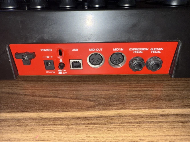 Akai Mpk249 Midi Klavye 10