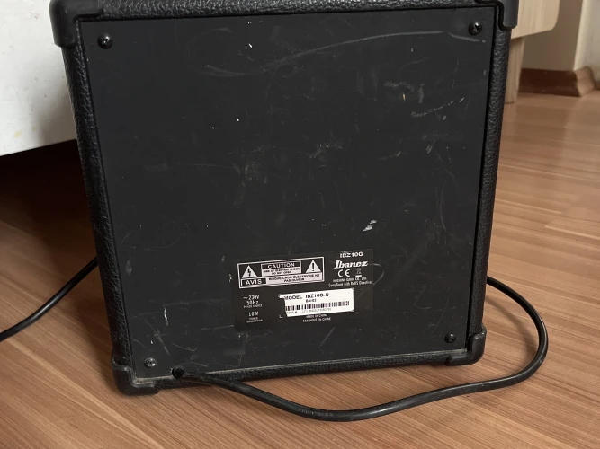 ibanez IBZ10G 10 watt amfi 2