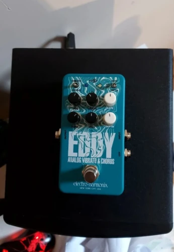 Electro Harmonix Eddy Analog Vibrato & Chorus Pedal ( OLR 26-26039 ) 4