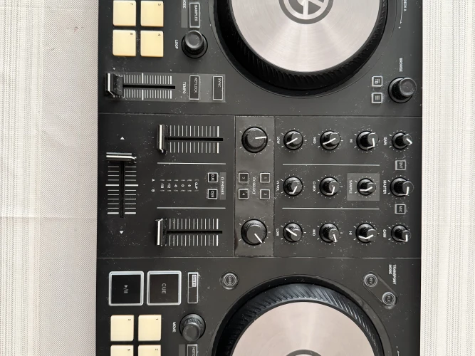 Traktor Kontrol S2 2