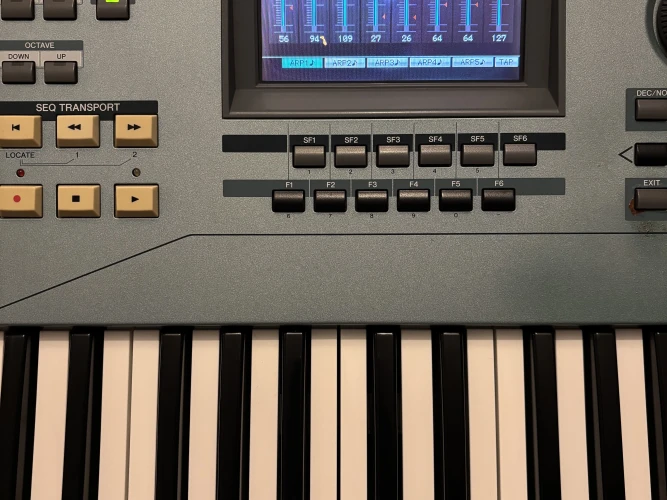 Yamaha motif xs6 7
