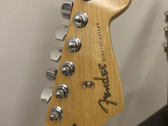 Fender Stratocaster Mexico 3