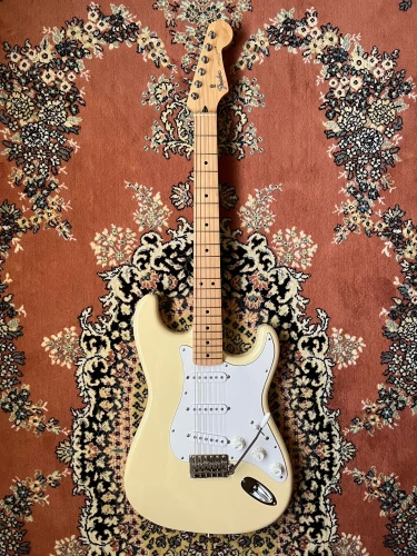 fender stratocaster japan 1
