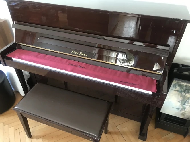 Pearl River UP118 marka akustik duvar piyanosu 2