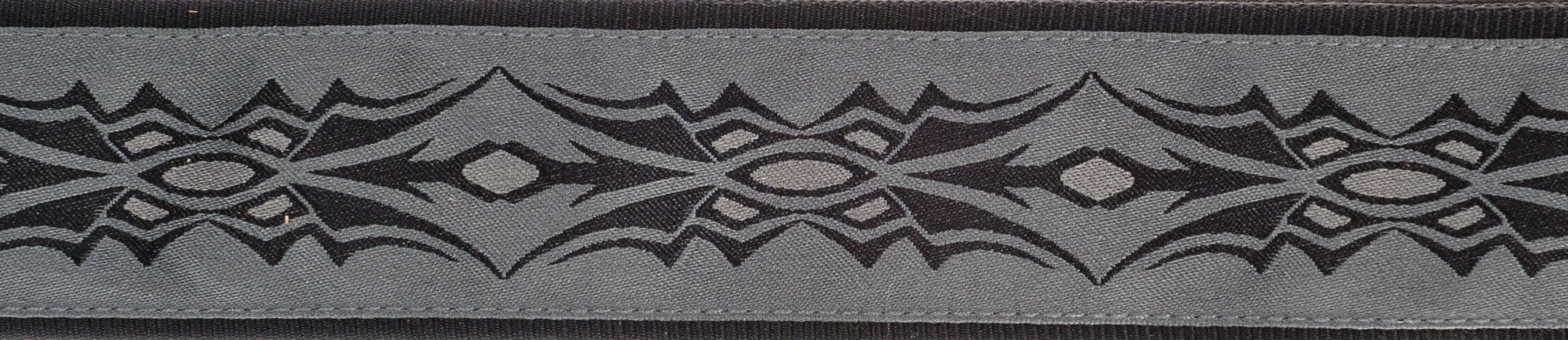 PLANETWAVES 50F06 GİTAR ASKISI 50MM DOKUMA TRIBAL 1