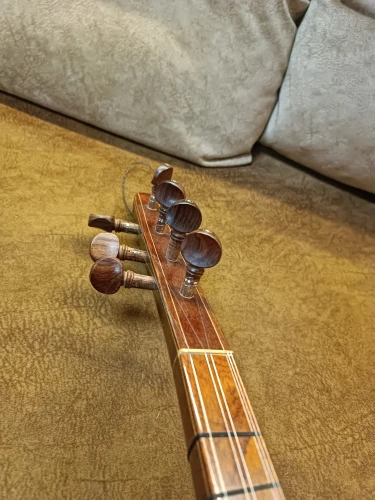 Oyma Dut Bağlama - kısa sap 5