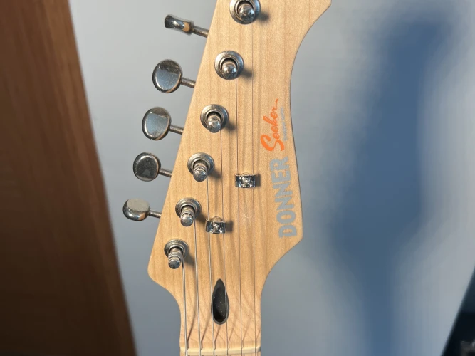 Donner DST-152 Elektro Gitar Stratocaster 3