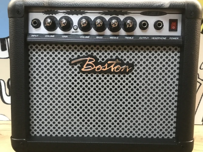 Boston GF-15 Amfi 1