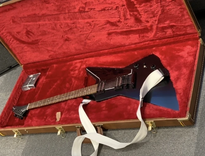 Gibson Explorer B-2 Elektro Gitar (Satin Ebony) 2