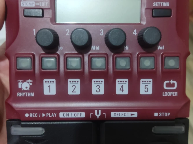 Zoom B1 FOUR Bass Multi-Efekt Prosesörü ( OLR 26-26034 ) 4