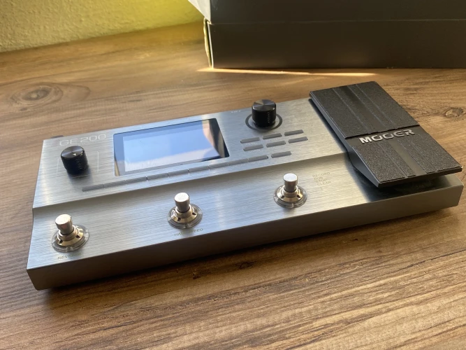 Mooer Ge200 gitar efekt pedalı 2