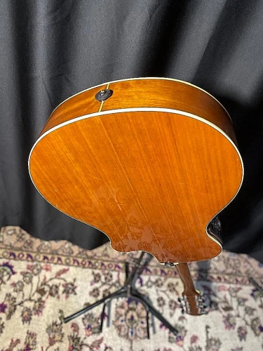 Yamaha APX700 Solak Elektro-Akustik Gitar 10