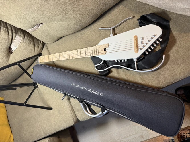 Donner Hush-I Pro Elektro Akustik Gitar 1