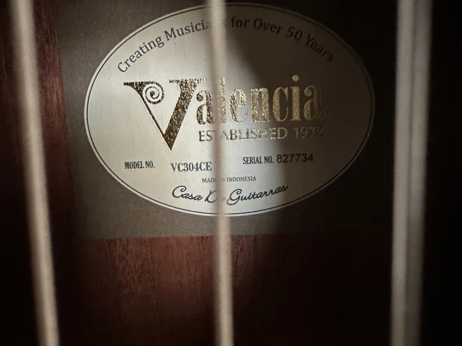 Valencia VC304CE klasik elektro gitar 4