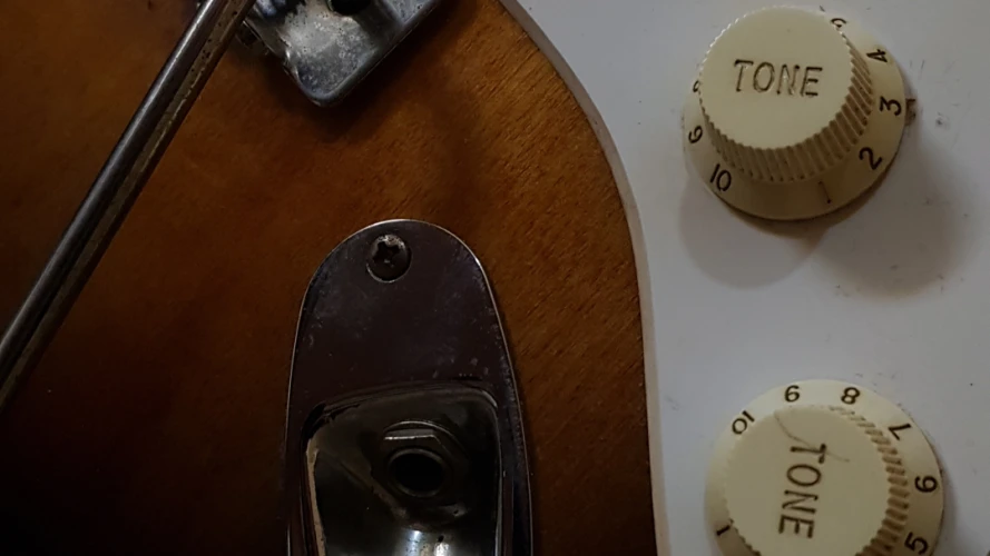 Fender Squier Bullet Stratocaster 5