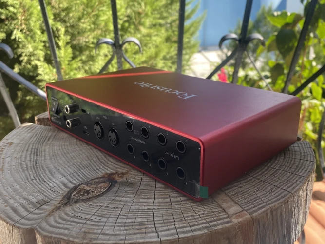 focusrite scarlett 8i6 2