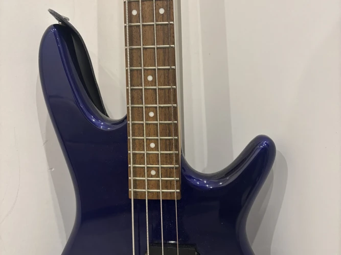 ibanez gsr200 bas gitar 1