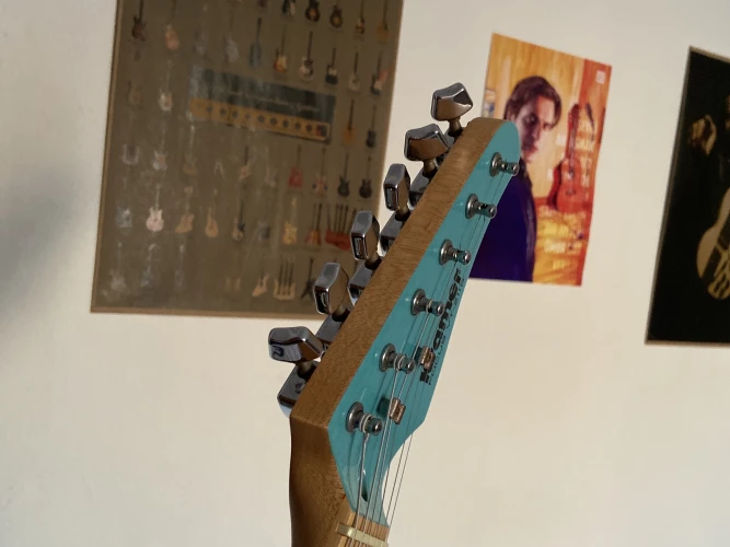 KRAMER FOCUS VT-2115 elektro gitar veBoston GA-15R combo amfi 4