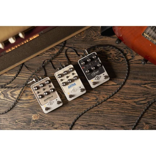 Universal Audio UAFX Astra Modulation Machine Pedal 3