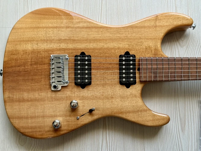 Suhr Custom Standard Koa & Pau Ferro 5