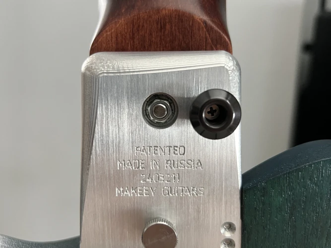 Makeev Easy Fold Custom Travel Electric Guitar 6