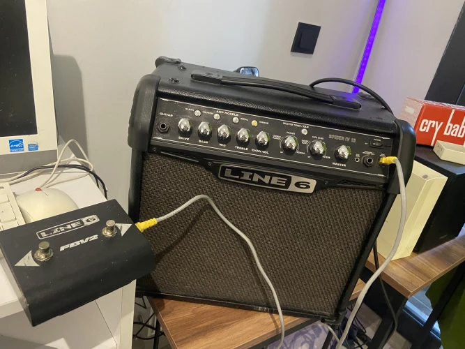 line 6 spider ıv 15 gitar amfisi 3