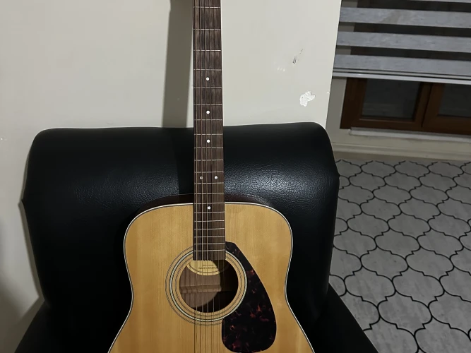 Yamaha f370(natural) 5