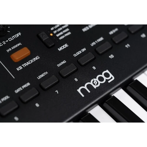 Moog Messenger Monofonik Analog Synthesizer 6