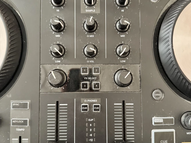 Traktor Kontrol S2 4