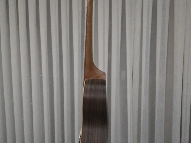 PUKA MARKA CONCERT UKULELE 6
