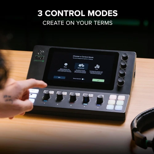 Mackie DLZ Creator XS Compact 6-Kanal Dijital Mikser 3
