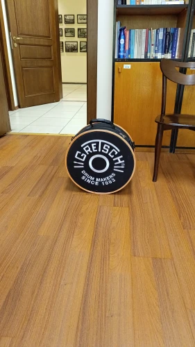 Gretsch 14x6.5 Brooklyn Chrome Over Brass Snare 7