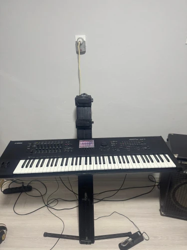 Yamaha Motif XF7 3