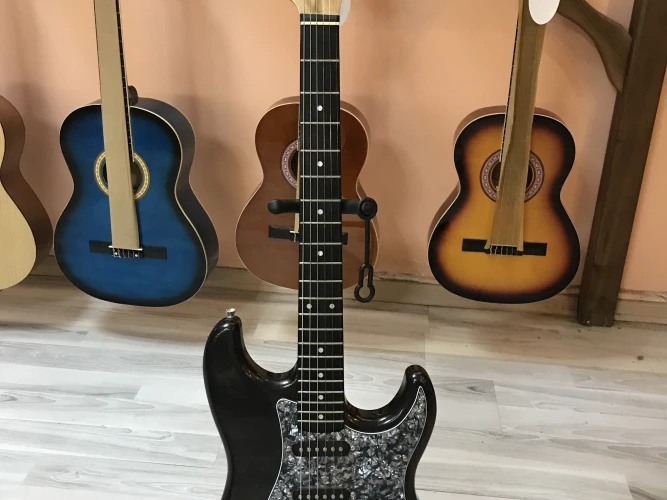 Lea HSS Elektro gitar 2