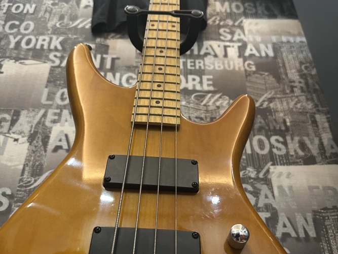 Ashton AB-800 aktif manyetikli bass gitar sıfr etiketli 3