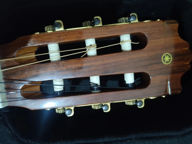 Yamaha G235ii Klasik Gitar 10